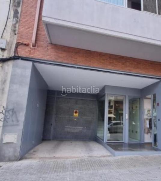 Foto e269d83f-a8ee-4110-b20a-84c7b446008c. Parking coche parking en Vallirana