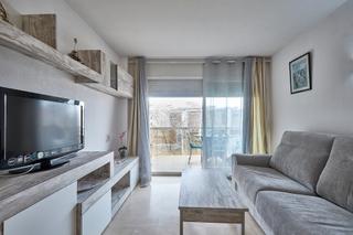 Apartament  Carrer de terol. Increible apartamento con licencia turística
