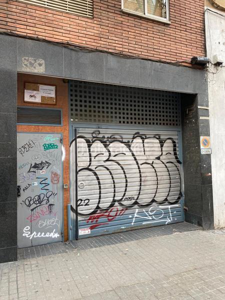 Foto e66da14e-9f6c-4f63-a518-f3092b3a65b2. Parking coche garaje en calle d'entença (coche pequeño) en Barcelona