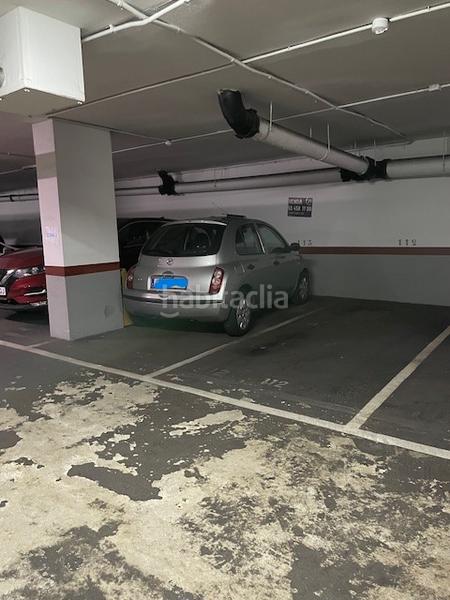 Foto 0d230a9f-70c6-4b49-a1a0-f5aafdeb9267. Parking coche plaza de parking en venta en calle londres 6 en Barcelona