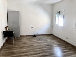 Etagenwohnung in Turó de la Peira. No se puede visitar