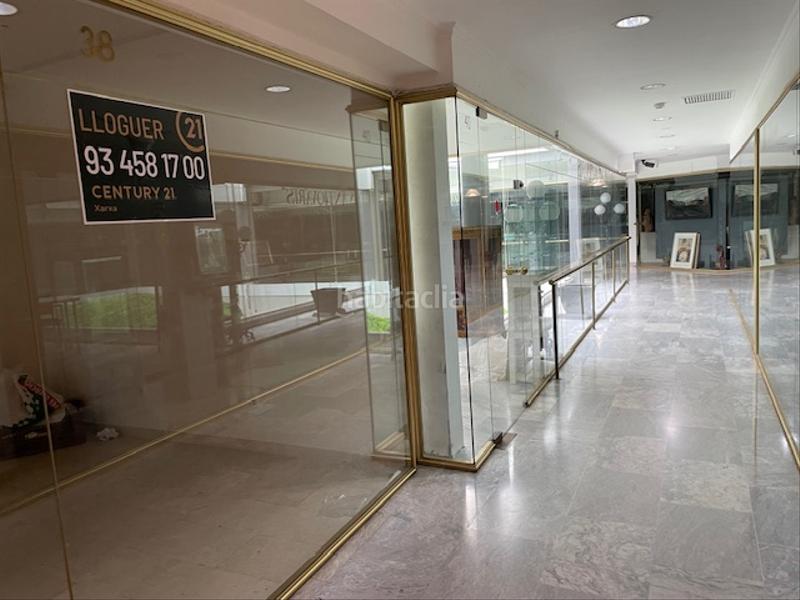 Foto d4e99d92-5579-465e-b3dd-91d6f59a2a14. Alquiler local comercial local en alquiler en paseo de gracia en Barcelona