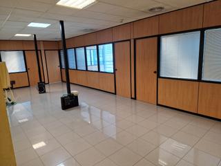 Lloguer Oficina  Plaça d' eduard toda. Espacio profesional premium en el edificio euro centro en vilano