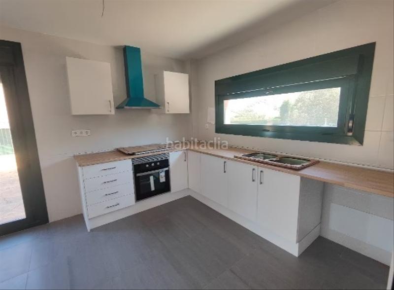 Foto 0cb479d5-299b-4eed-8f69-a0ee6e330239. Casa adossada a Olèrdola