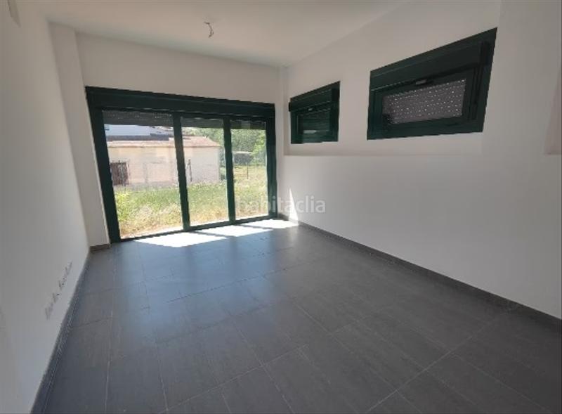 Foto 187e9e28-f555-49fa-b2b4-25ce6509efae. Casa adossada a Olèrdola