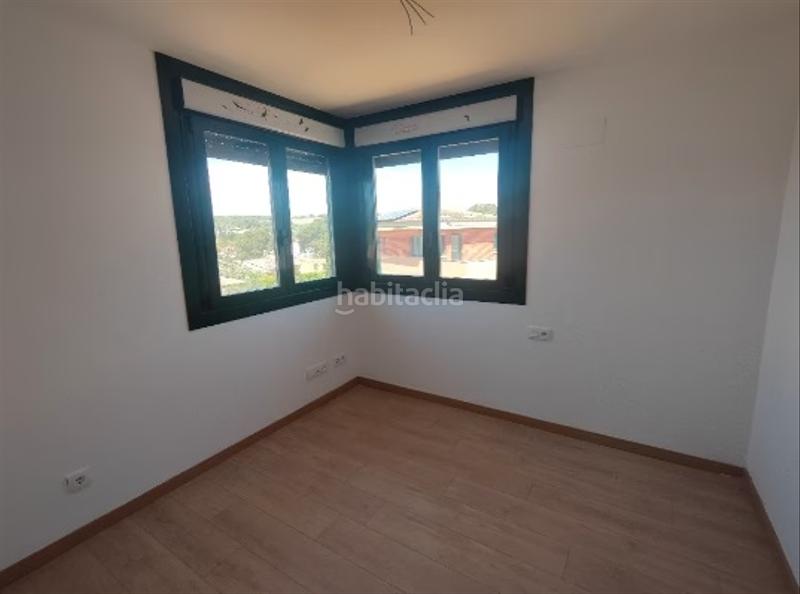 Foto 286534f0-1170-4353-8080-5601c1ee411e. Casa adossada a Olèrdola