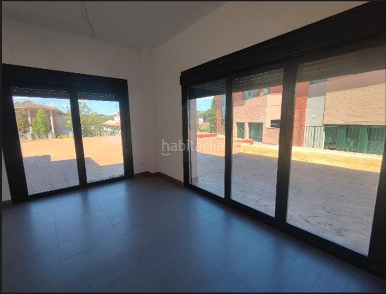 Foto 2cdbaf38-9940-4de5-960d-430a34244f9a. Casa adossada a Olèrdola