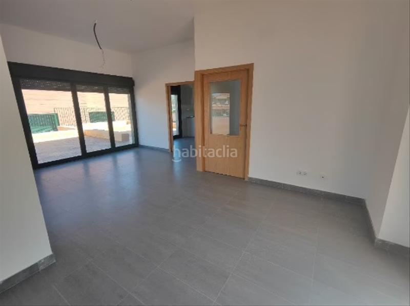 Foto 62c23ff3-ff4e-4b3e-8dc3-2c3273905b5a. Casa adossada a Olèrdola