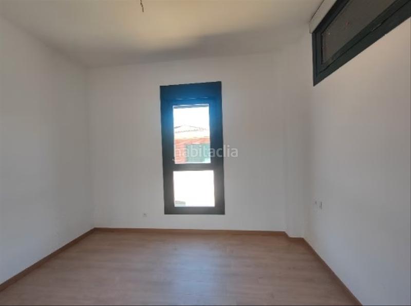 Foto 75a6db00-ea54-4832-a418-e1cda46a4bde. Casa adossada a Olèrdola