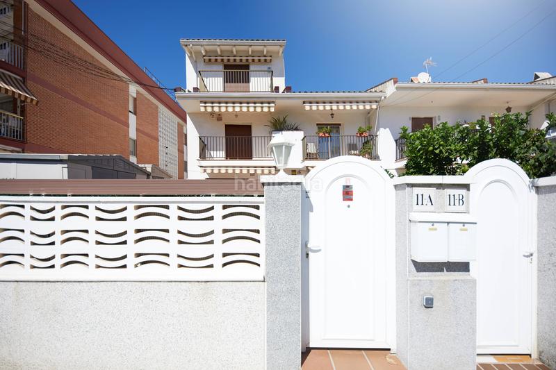 Foto 4710966f-6921-43ac-bccc-d50b49985afd. Casa pareada casa pintoresca al lado de la playa en Cubelles