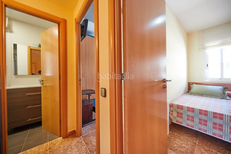 Foto fa4f3d06-26d6-4022-8008-034b12604fdd. Casa pareada casa pintoresca al lado de la playa en Cubelles