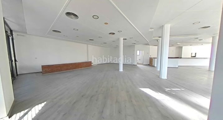 Foto 556a4b10-ab30-4b68-9d27-7cdaceceeb4e. Local comercial a Zona Industrial Prat de Llobregat (El)