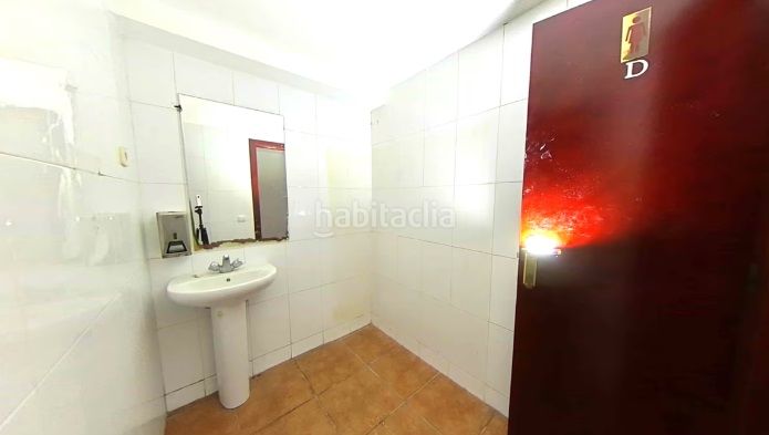 Foto 88554c57-e0ac-4b6b-811a-08f011811f98. Local comercial a Zona Industrial Prat de Llobregat (El)