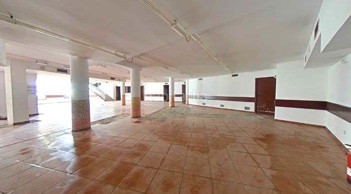 Foto c219fb23-1962-46d3-a213-9ad5361aaaf4. Local comercial a Zona Industrial Prat de Llobregat (El)