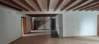 Casa  Vial camino. Masia en font-rubí