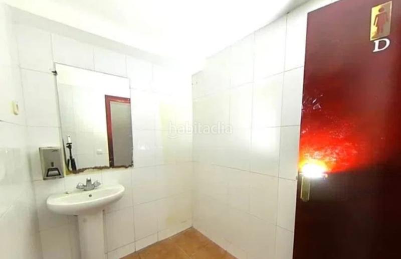 Foto 82ea783a-9490-48f3-a335-3801fda4835f. Business premise in Zona Industrial Prat de Llobregat (El)