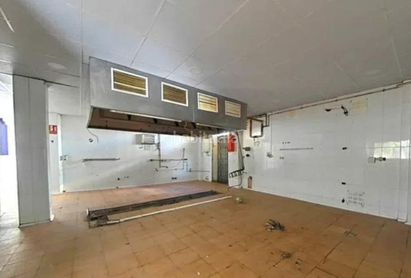 Foto a048fc86-1354-4203-9a71-e1325c2846f5. Business premise in Zona Industrial Prat de Llobregat (El)