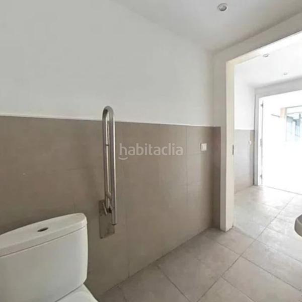 Foto e6627e13-93f6-4f9a-8795-cbb8f43ef19c. Business premise in Zona Industrial Prat de Llobregat (El)