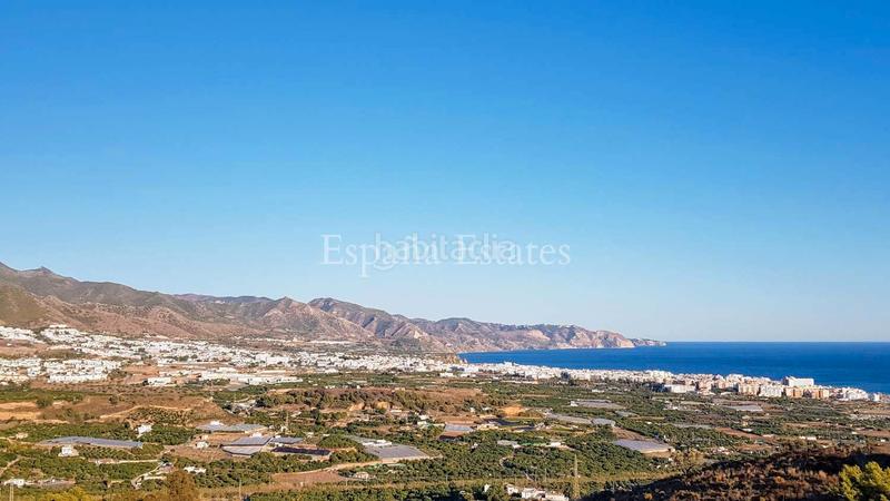 Foto 5e55c5fd-cd32-4ed2-a3c3-60c28580c66c. Xalet a avenida chimenea 36 a Burriana Nerja
