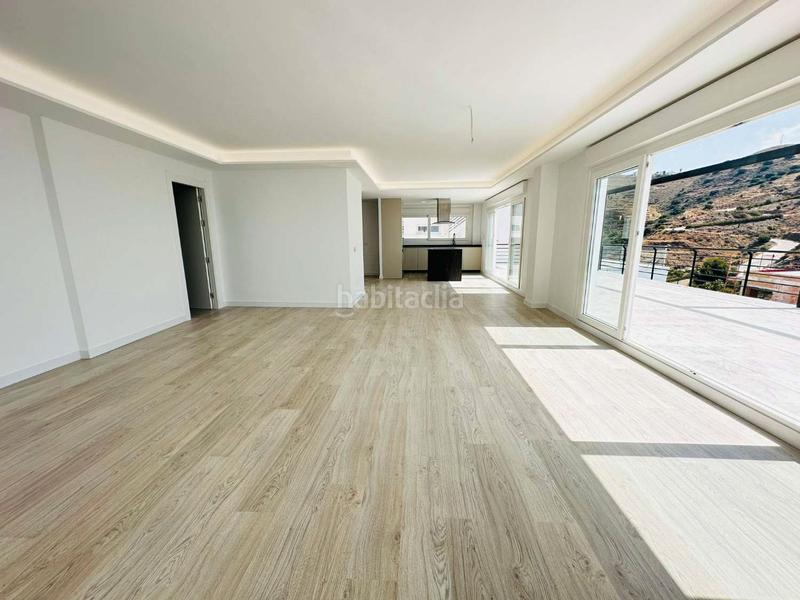 Foto 38719b3e-f08e-429c-8aee-030a95492243. Chalet mit heizung parking pool in El Peñoncillo Torrox