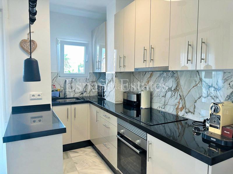 Foto 8b9d6261-60ad-433f-aaf0-687fc3236441. Appartement dans n/a dans El Peñoncillo Torrox