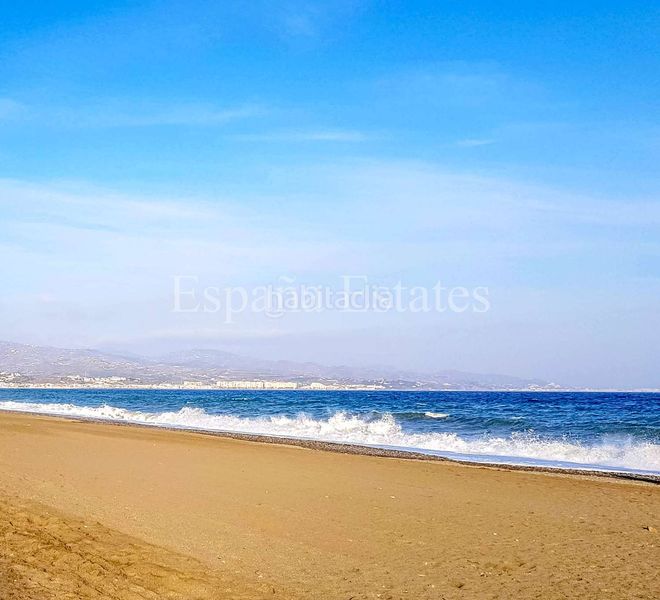 Foto 36eae4d8-766a-4ebf-a39d-08d2b08ca258. Apartament a n/a a Poniente-Faro Torre del Mar