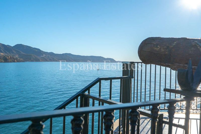 Foto 85aa360b-9ab9-44fd-8e3f-261f147c671f. Casa adossada amb calefacció aparcament a Chaparil - Torrecilla - Punta Lara Nerja