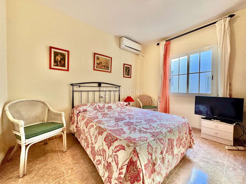 Foto e2153359-b599-4b31-b128-57add1344452. Casa adossada amb calefacció aparcament a Chaparil - Torrecilla - Punta Lara Nerja