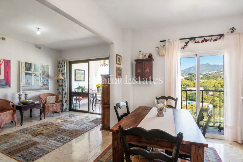 Foto 85353db3-dc0c-472a-8092-0383ec6e8d67. Apartament amb calefacció a Avda Pescia - Ctra de Frigiliana Nerja