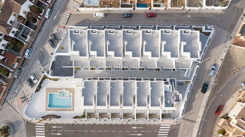 Foto b46fef72-ce27-4d5f-a44d-fca6273c36e2. Casa adossada a n/a a Almijara Nerja