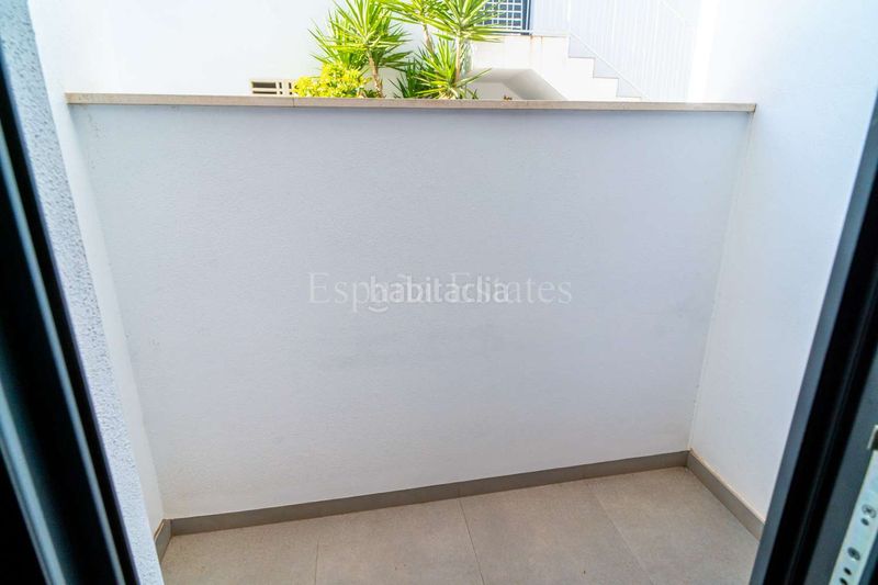 Foto e0a66b8b-8ab6-430c-a398-13c93628bb3b. Casa adossada a n/a a Almijara Nerja