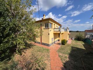 Location Maison à Avinguda de llinars 74. Casa para dos familias en sant julià d'alfou