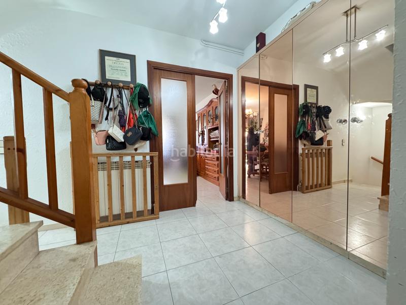 Foto 5ee99897-b30a-4665-81f7-4d77eefa63f6. Towny house with fireplace heating parking in Cardedeu