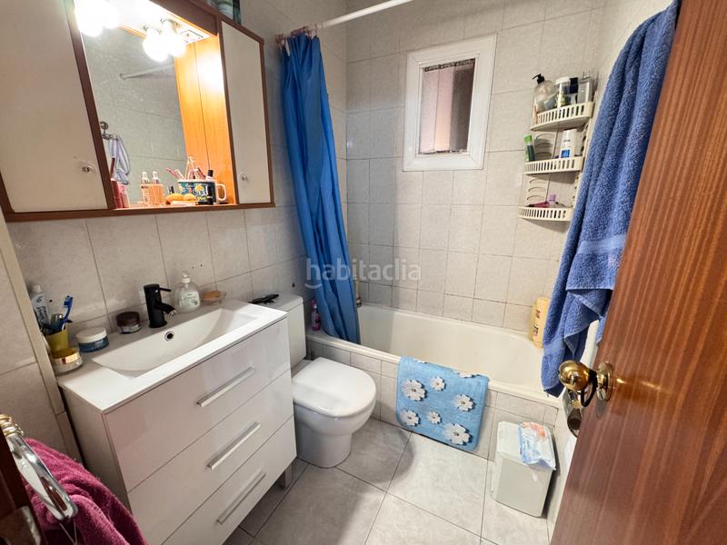 Foto a81466f6-e3df-40b1-baf8-f0ff2a97ec73. Towny house with fireplace heating parking in Cardedeu