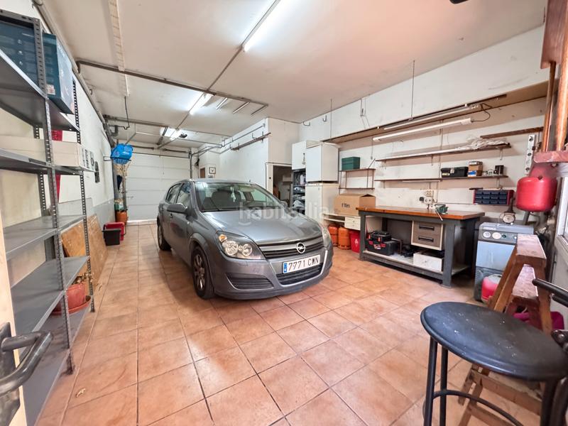 Foto faa11ccd-af44-4f92-90fb-2f8583395688. Towny house with fireplace heating parking in Cardedeu