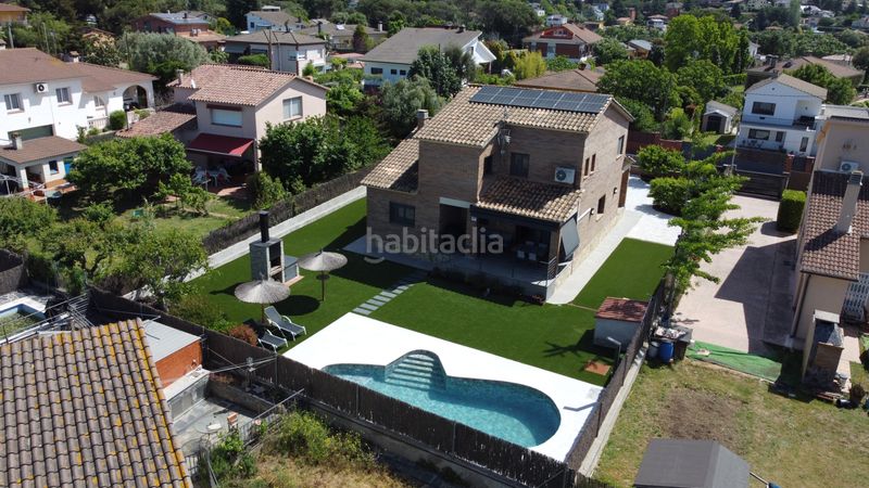 Foto 547399a3-d635-4cb3-9fa4-c54801952730. Casa amb calefacció aparcament piscina a Cardedeu