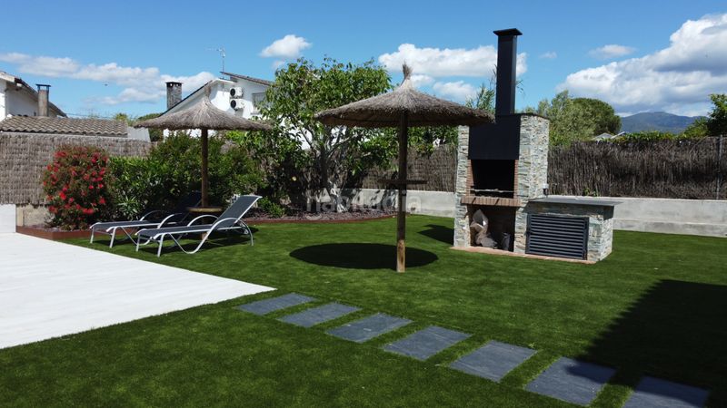 Foto ce0be574-27d2-4126-a3d1-280dfaab90f0. Casa amb calefacció aparcament piscina a Cardedeu