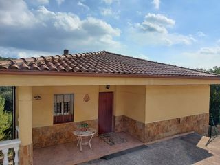 Casa en Sant Pere de Vilamajor. 3.000 m² de jardí