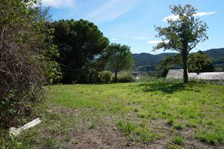 Terreny residencial  Carrer tres pins. Terreny 1.015m²  vistes