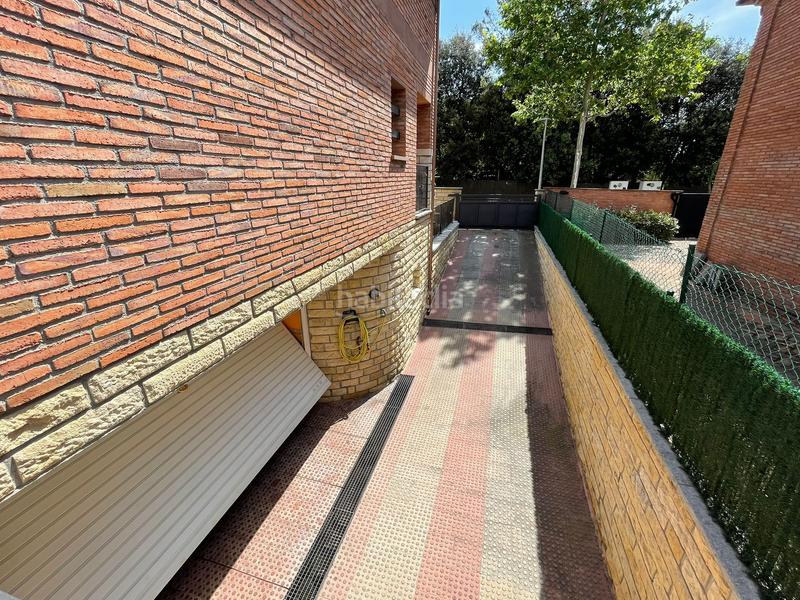 Foto 93a931e4-b6ba-410d-93dd-e7f3bf63cab8. Casa amb calefacció aparcament a Cardedeu