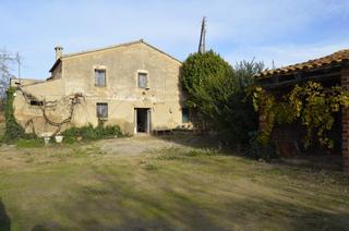 Maison à Franqueses del Vallès (Les). Finca con masia rustica