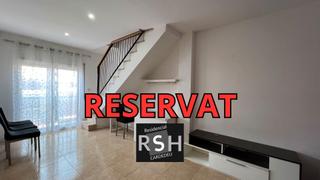 Dplex a Llinars del Valls. Lluminos duplex al centre de llinars
