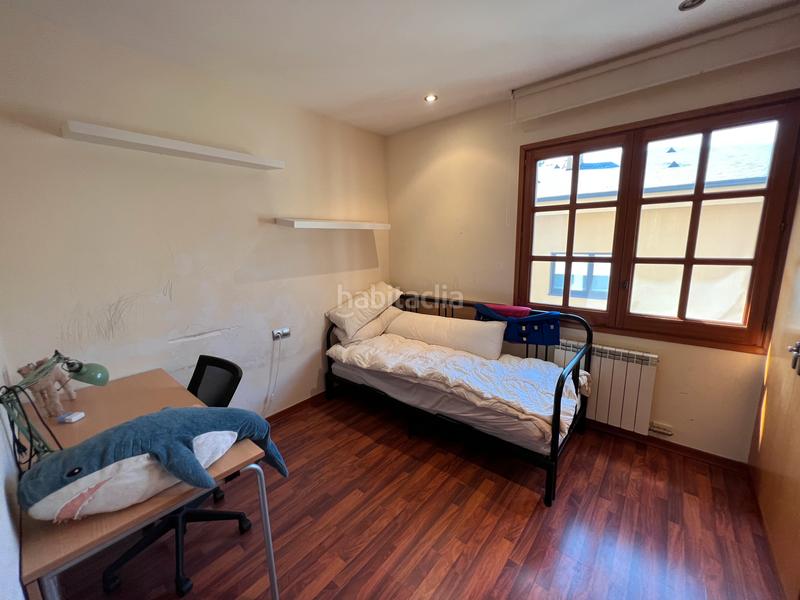 Foto 6a389d99-9818-419e-9948-d83ea59a3945. Casa amb xemeneia calefacció a Vallgorguina