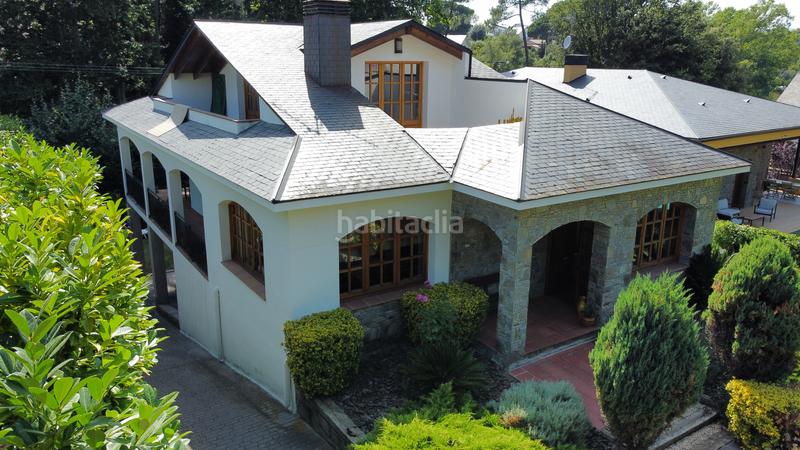 Foto a886c236-7f38-43d3-b934-3161583ae6d6. Casa amb xemeneia calefacció a Vallgorguina