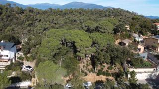 Terrain résidentiel à Carrer llenega negre 3. Solar residencial a canada parc
