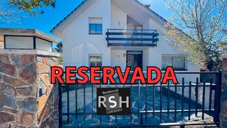 Casa a Cànoves i Samalús. Chalet de 4 dormitorios con vistas