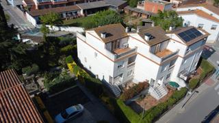 Xalet a Diagonal esteller 5. Exclusiva casa a 3 vientos centro de cardedeu