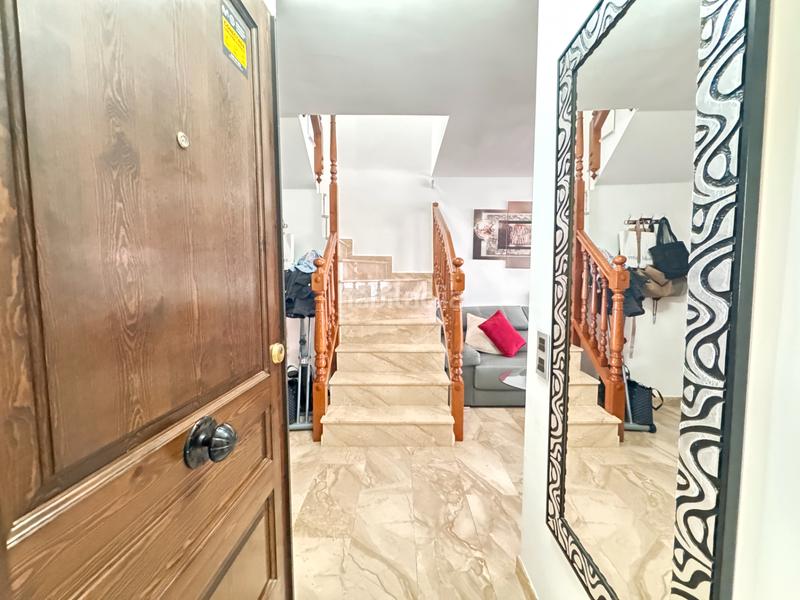 Foto 0e6b07b6-9a34-4564-bce9-52e54305d972. Dúplex duplex con terraza , parking y trastero en llinars! en Llinars del Vallès