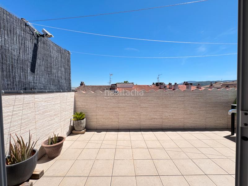 Foto 7767278f-be19-4549-a33f-4c5f6dd92d01. Dúplex duplex con terraza , parking y trastero en llinars! en Llinars del Vallès