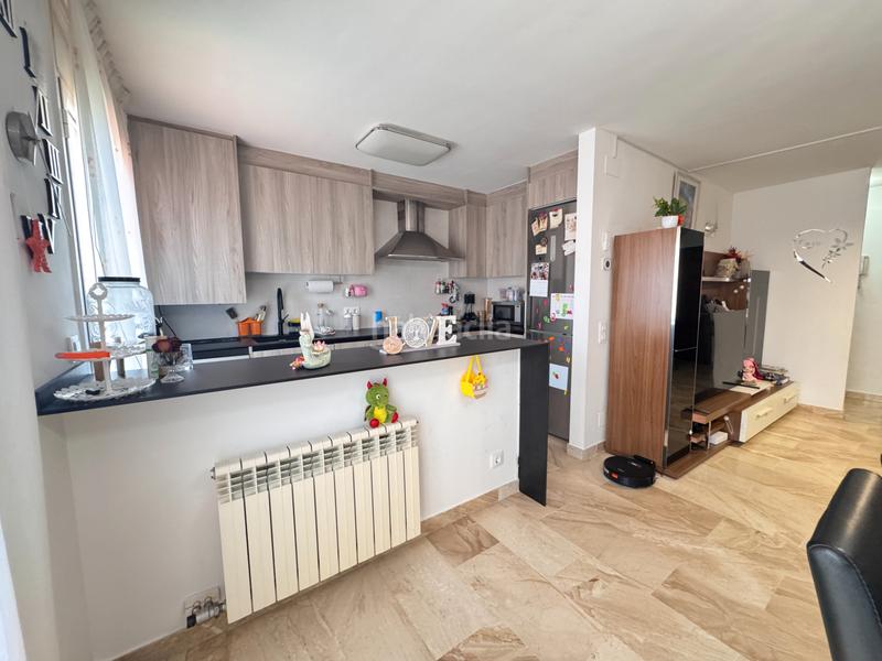 Foto 847f98e3-dd5b-45b9-bb72-88f77d1bdee3. Dúplex duplex con terraza , parking y trastero en llinars! en Llinars del Vallès